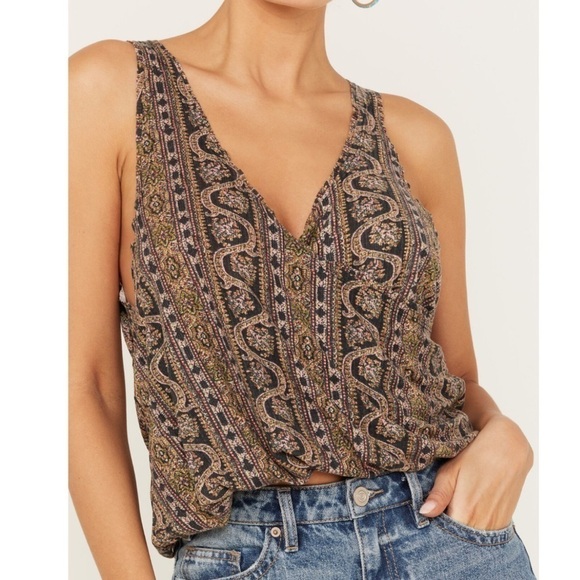 Free People Your Twisted Tank Top in Black Geometric Size Small NWT - Picture 2 of 10